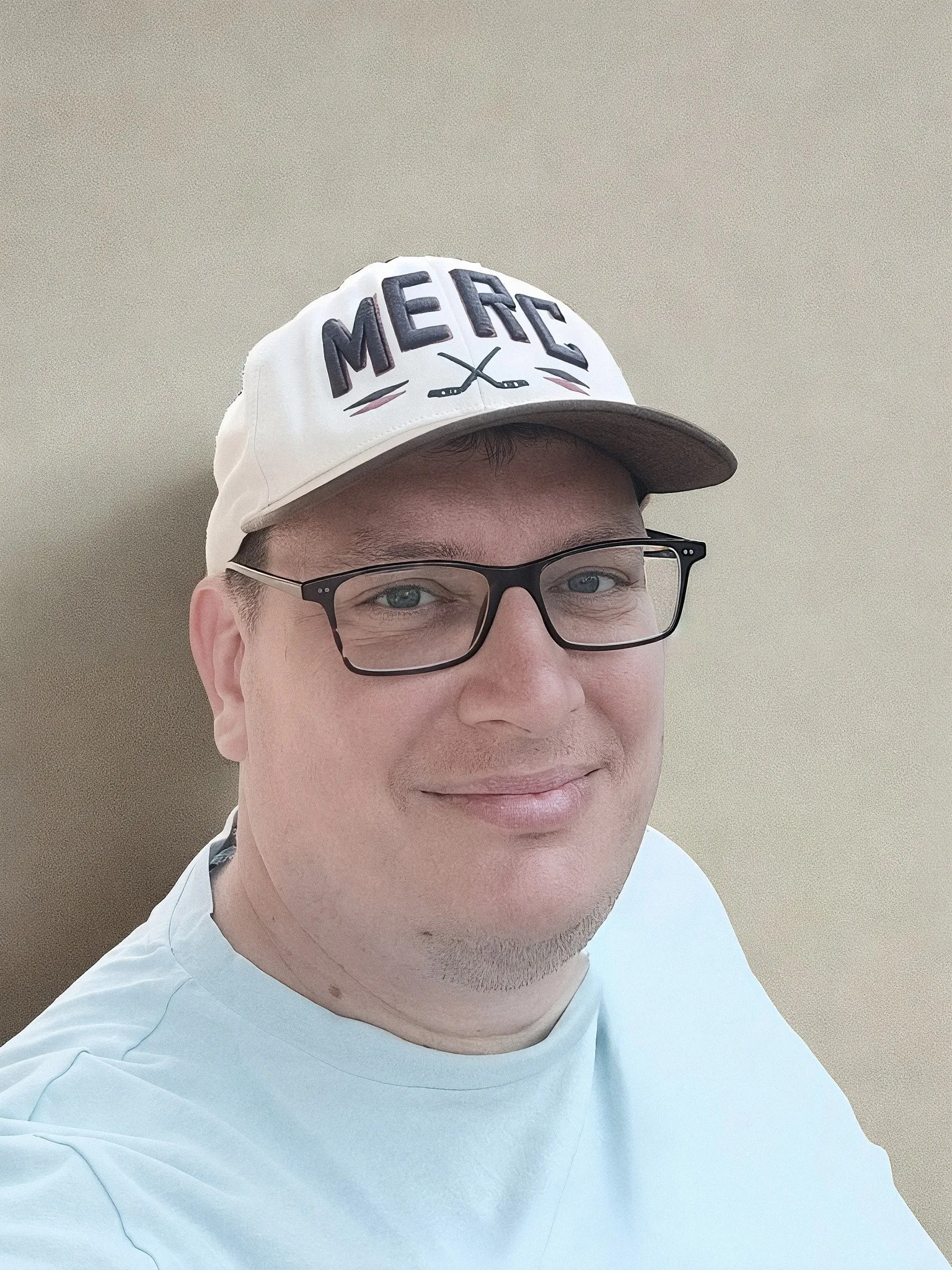 Jens Müller, Inhaber von geh-online.eu, mit Kappe